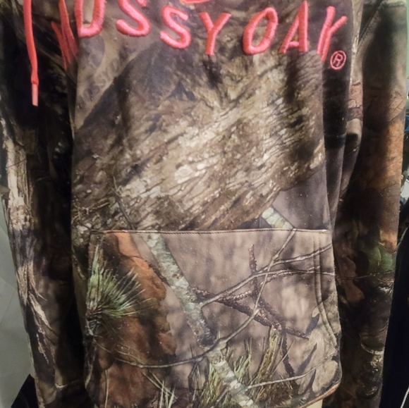 Mossy Oak woman's pink fleece camouflage hoodie - Picture 6 of 11